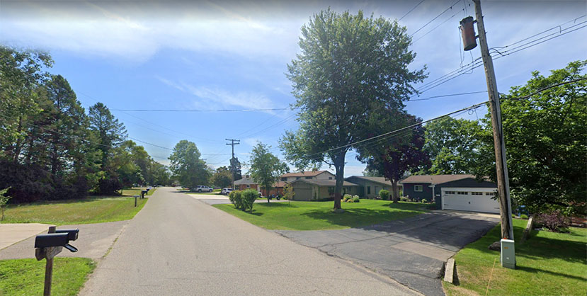 Burgess Dr in Cedar Lakes Shore along Cedar Island Lake